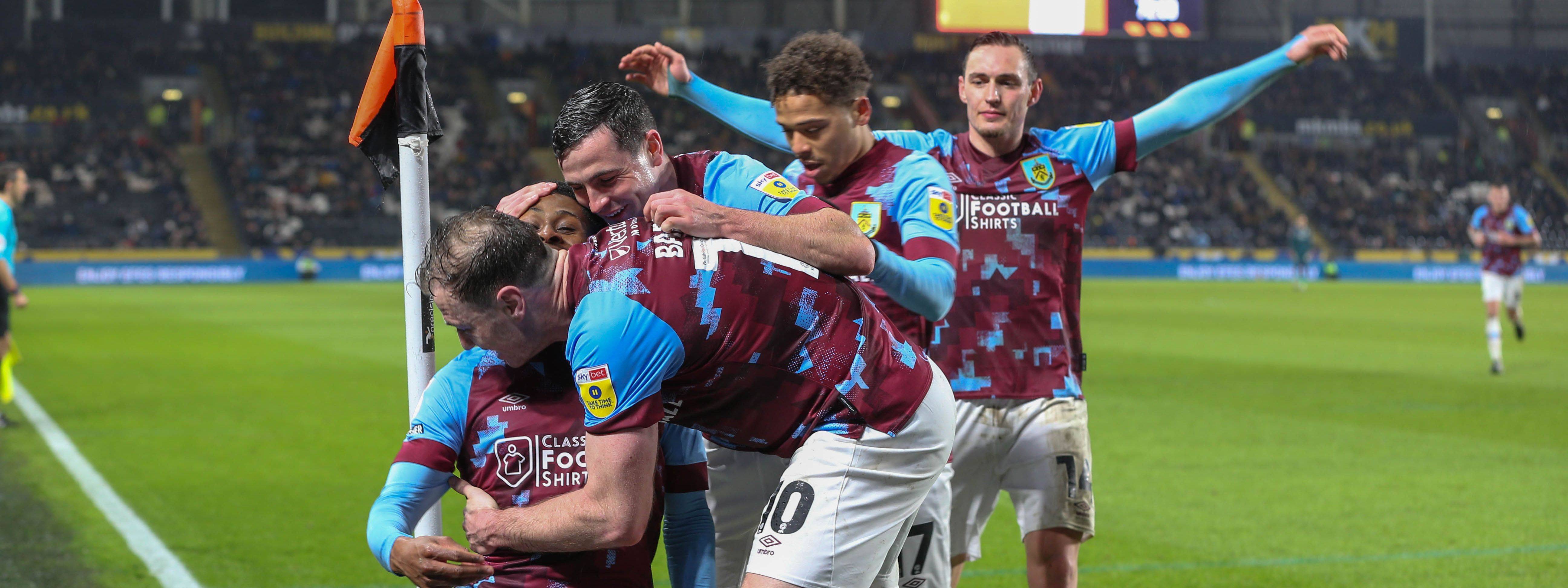 九游中国 -关于今夜中超传出新动向，皇家马德里造点机会，管理层表态——气氛紧张，阵容厚度经受考验的信息