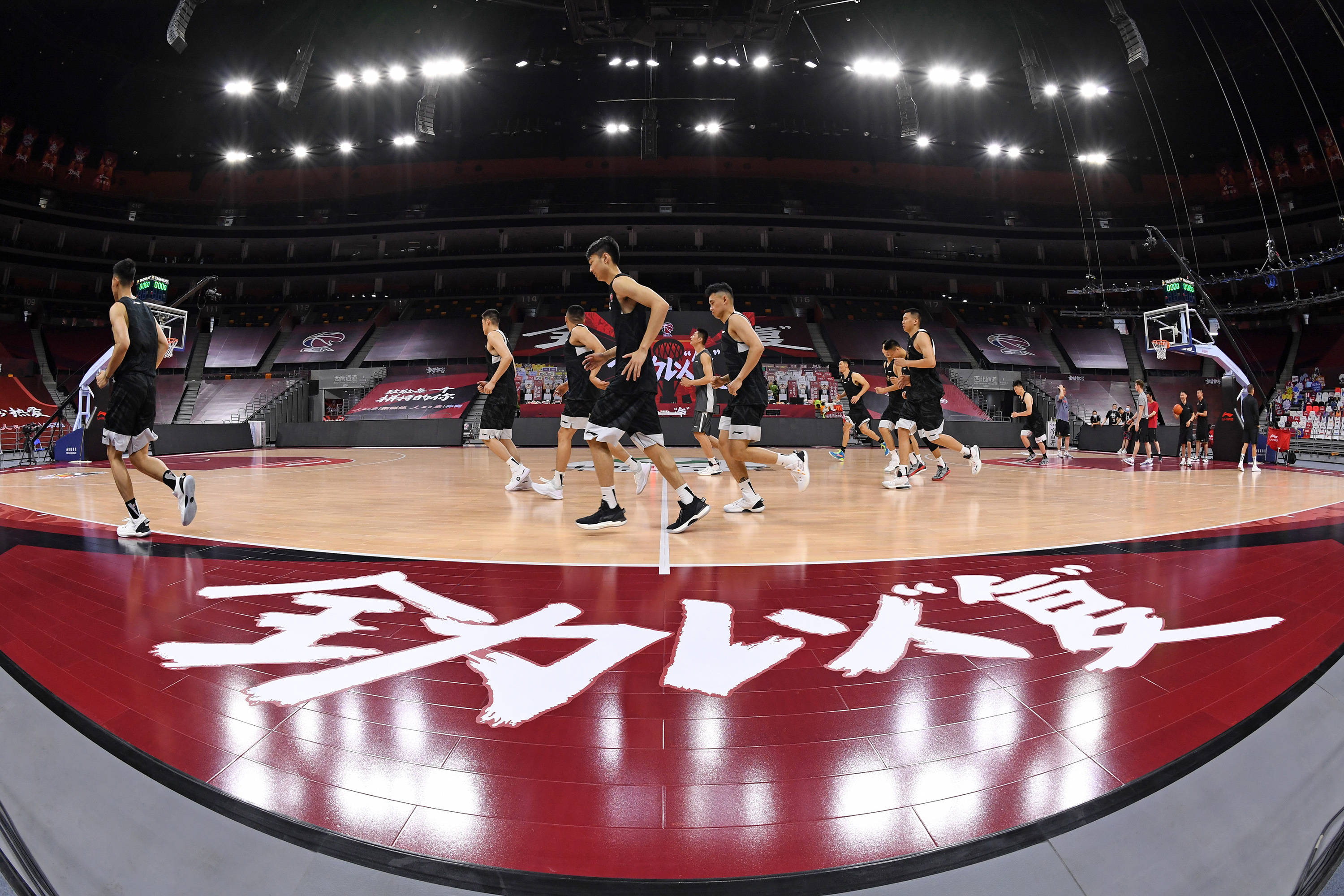 九游中国 -包含广州队训练开放日；今晨止住颓势引欢呼；CBA季后赛在即；球队文化再被提及的词条